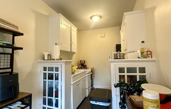 81 STRATHMORE RD