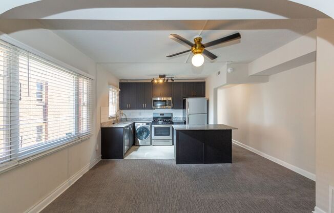 1 bed, 1 bath, 680 sqft, $1,295, Unit 008