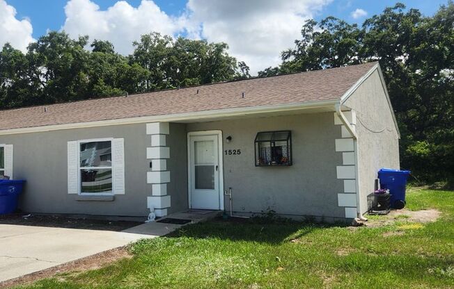 2 Bedroom/2 Bath with rear lanai/porch area ~ Kissimmee