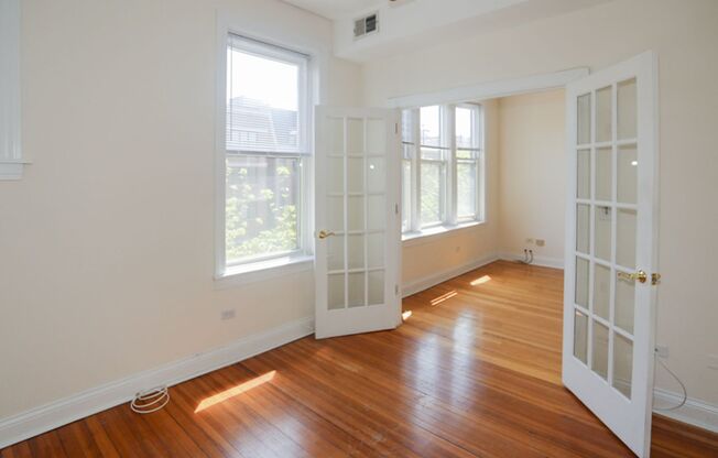 2 beds, 1 bath, 875 sqft, $2,995, Unit 3846-3