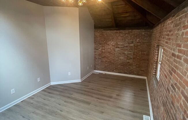 1 bed, 1 bath, $1,549, Unit CH4