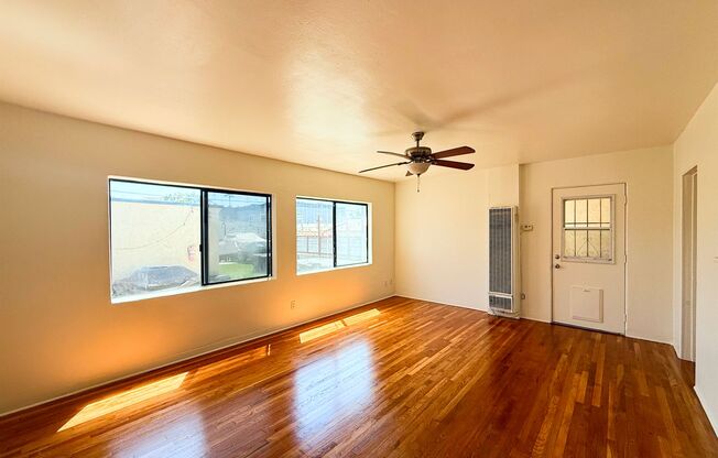 Welcome to Your Coastal Home  in Ocean Beach!