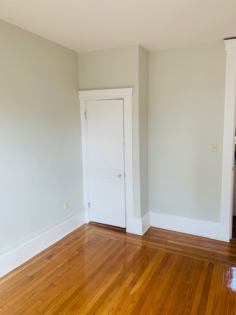 1 bed, 1 bath, $3,700, Unit 39