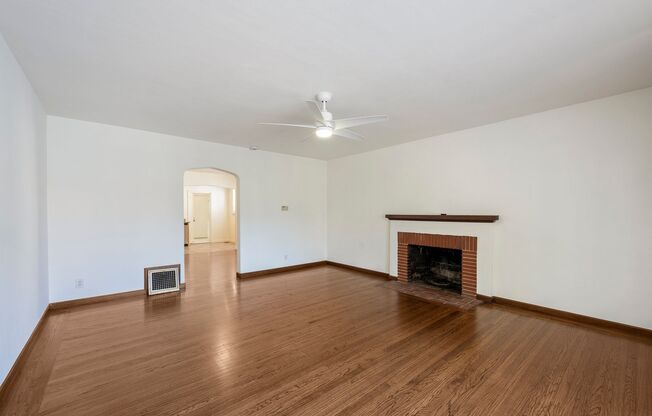 North Berkeley 2 Bedroom Rare Finds!