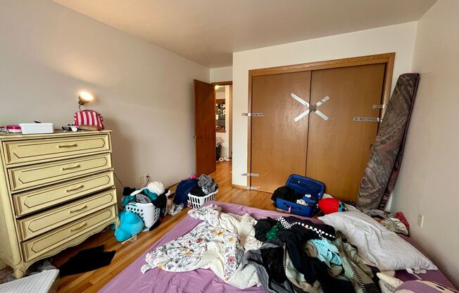 1 bed, 1 bath, $995, Unit 10