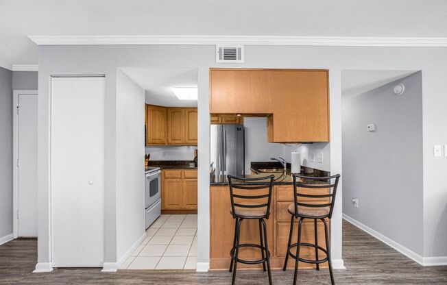 2 beds, 2 baths, $1,875