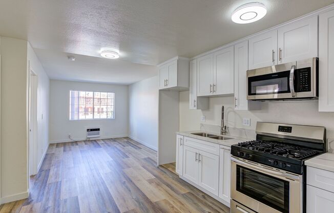 1 bed, 1 bath, $1,604, Unit Unit 102