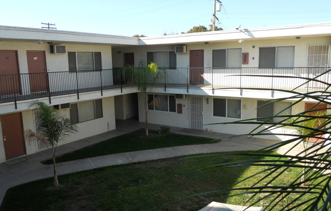 Cedarwood Apartments