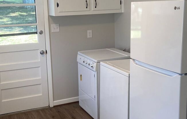 Three bedroom, one bath house in Hillsborough-Free washer and dryer!!