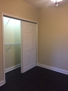 3 beds, 2 baths, $1,950, Unit 1