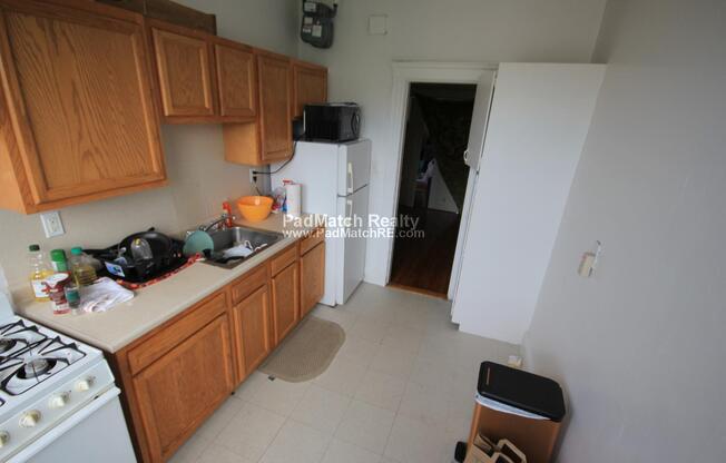 1687 Commonwealth Ave 1