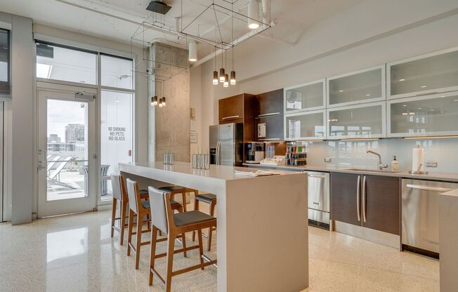 2 beds, 2.5 baths, $3,995, Unit Unit 809