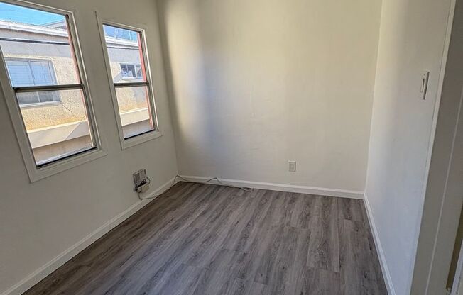 1 bed, 1 bath, 425 sqft, $1,695, Unit 11