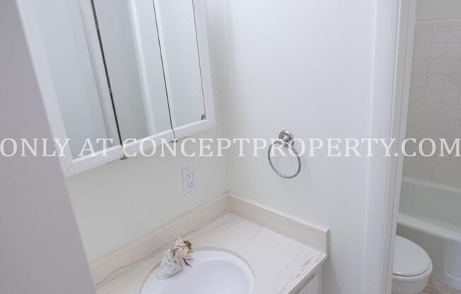 1 bed, 1 bath, 600 sqft, $949, Unit C3