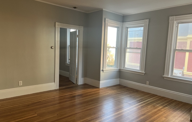 2 beds, 1 bath, 1,200 sqft, $2,500, Unit 1