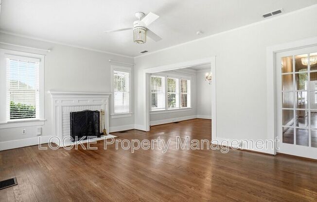 2615 COCKRELL AVE
