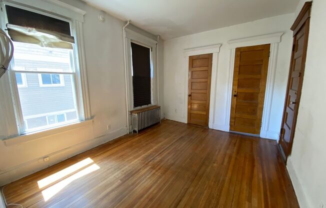 577-579 Orange St.
