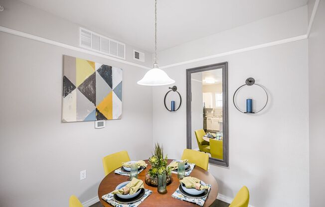 1 bed, 1 bath, 781 sqft, $1,104