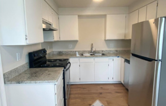 2 beds, 1 bath, $1,350