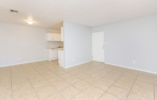 2 beds, 2 baths, 890 sqft, $1,500, Unit 01 - 020