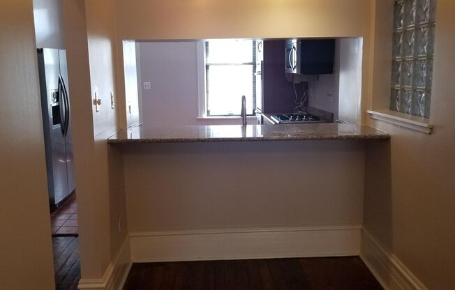 3 beds, 2.5 baths, $2,050, Unit Unit 1