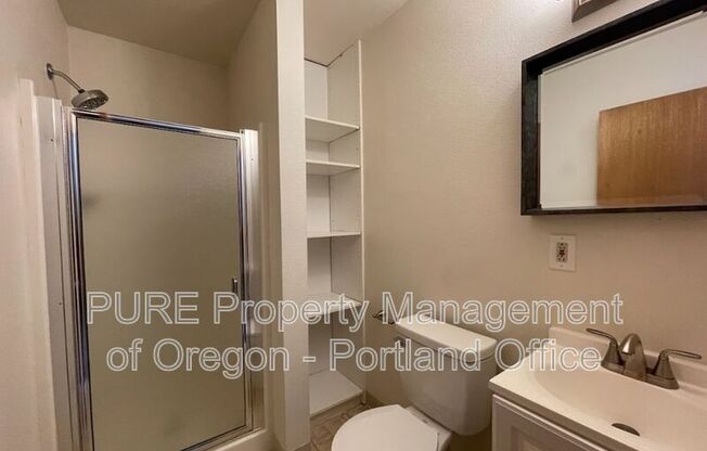 5816 SW HUDDLESON ST