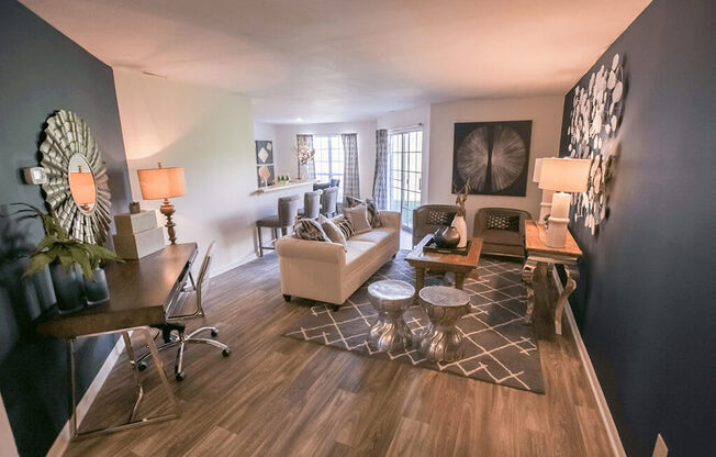 Living Room at The Residence at Christopher Wren Apartments, Ohio