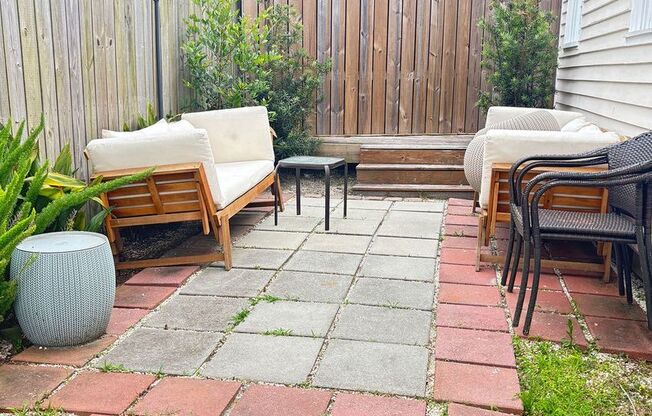 Available July 9th. FULLY FURNISHED 3 BR in the Heart of Downtown Charleston!