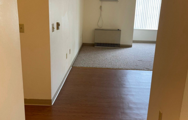 2 beds, 1 bath, 1,000 sqft, $925, Unit TE218X-101