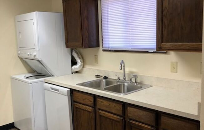 1 bed, 1 bath, $1,450, Unit Unit 01