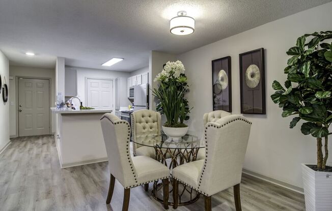 Elegant Dining Space at Hickory Falls, Villa Rica