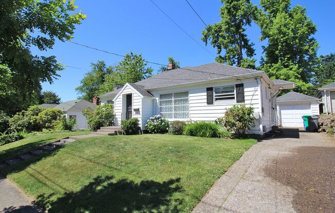 Exquisite 2 Bedroom South Burlingame Home with Lots of Character