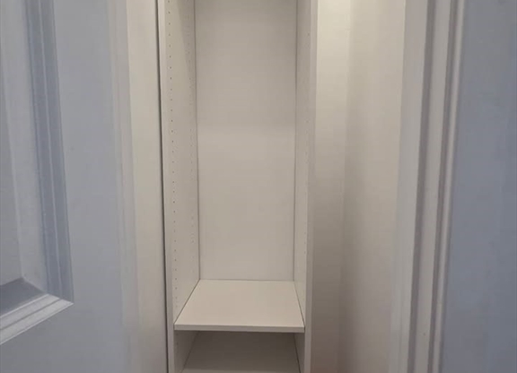 Studio, 1 bath, $1,595, Unit 204