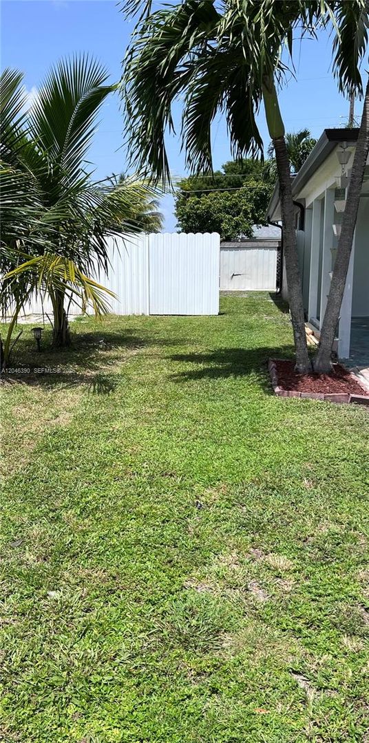 600 N 70TH TER #600 HOLLYWOOD, FL 33024