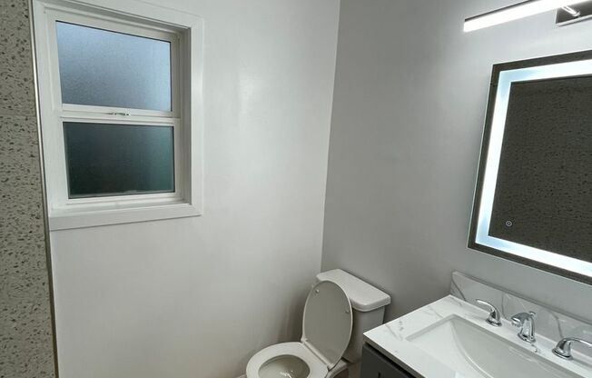 Studio, 1 bath, 620 sqft, $1,995, Unit 132
