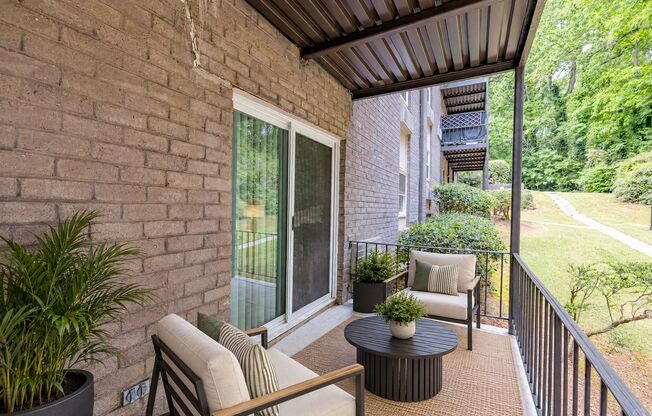 1 bed, 1 bath, 672 sqft, $1,100, Unit 2298-11