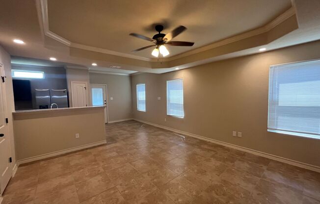 3 beds, 2.5 baths, $1,495