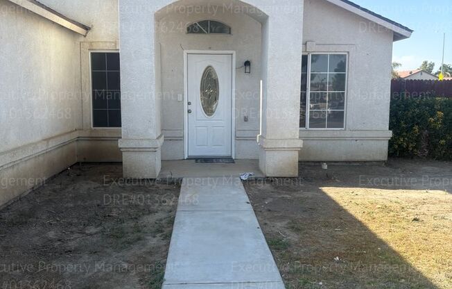 Corner lot 4-bedroom, 2-bathroom home