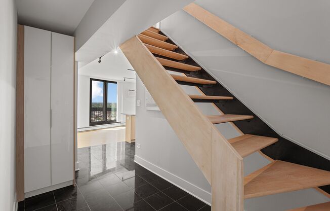 3 beds, 1.5 baths, 1,001 sqft, $3,400, Unit 28K