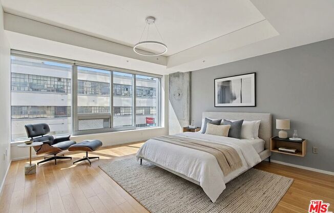 1 bed, 1.5 baths, 1,090 sqft, $3,000, Unit 302