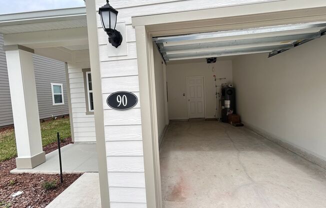 BRAND NEW 3/2.5 End-Unit Townhome in Orchard Park!! Many Upgrades!