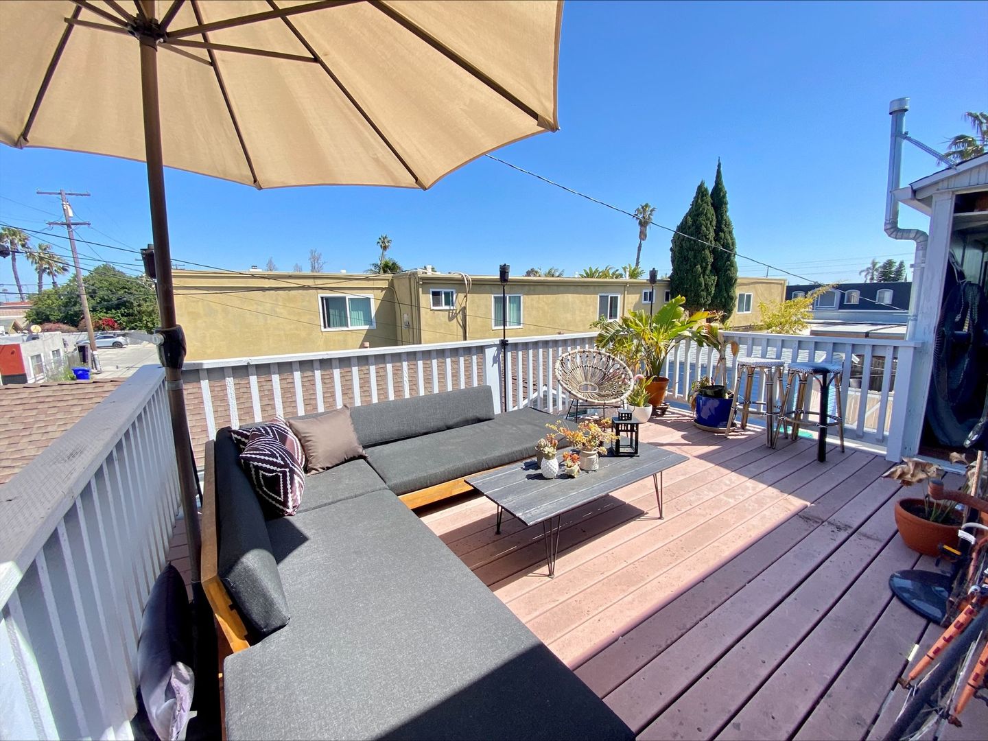 Unique Upstairs One Bedroom with Private Large Deck! On Site Laundry!