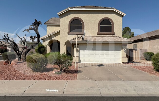 4604 E PRICKLY PEAR Trail