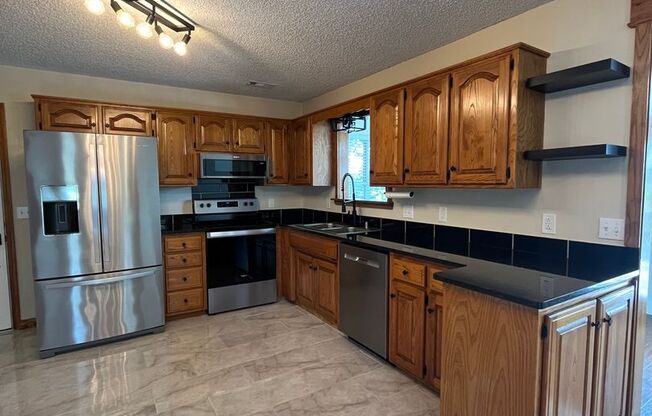 3 beds, 2 baths, $2,195