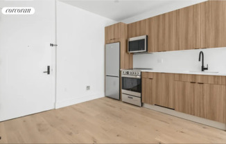 1 bed, 1 bath, $3,200, Unit 3F