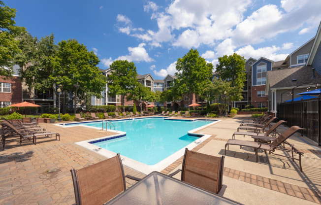 2 beds, 2 baths, 1,093 sqft, $2,450, Unit 141RT-402