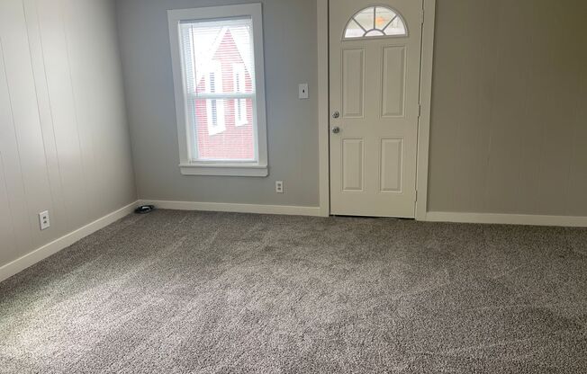 Adorable 1 Bedroom Near Downtown Greensboro