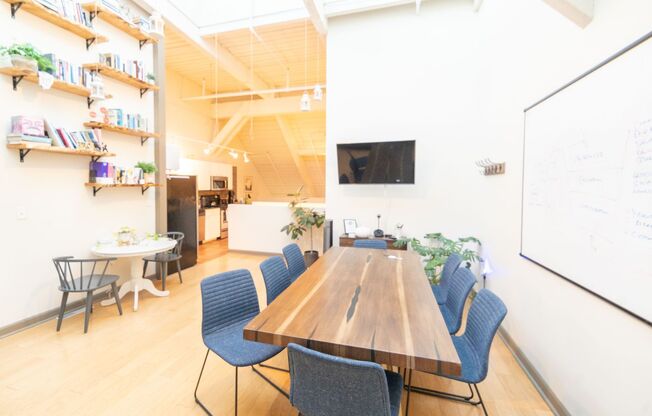 3 beds, 2 baths, 1,890 sqft, $2,500, Unit 331