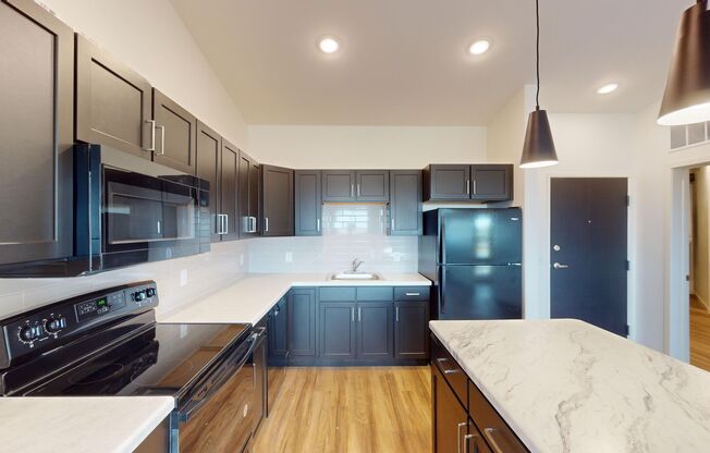2 beds, 2 baths, 1,151 sqft, $1,505, Unit 7950-2319