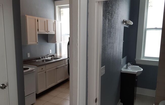 1 bed, 1 bath, 750 sqft, $875, Unit 3636-1